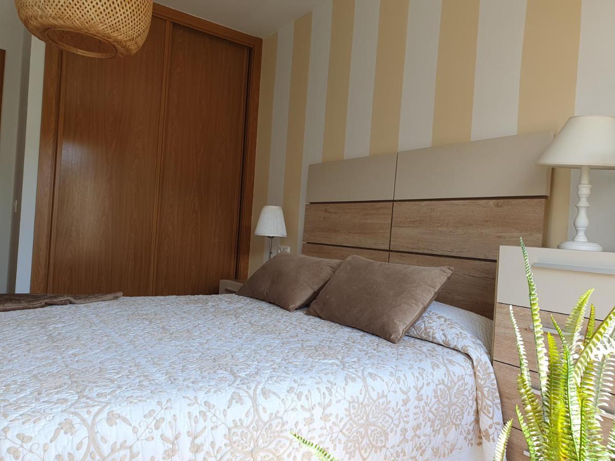 Acogedor Apartamento En Boiro Ngoại thất bức ảnh